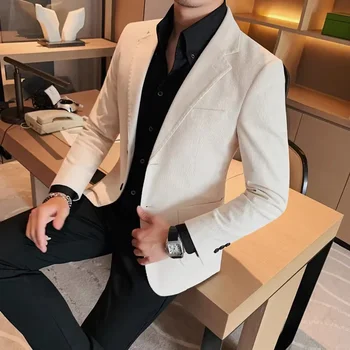 2023 Naujas mados verslas Korėjiečių velvetinis mažas kostiumas švarkas Vyrai Slim Fashion Casual Handsome Suit Four Seasons Blazers
