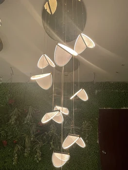 liukso klasės šviestuvas Akrilo ašmenys Laiptai Ilgas šviestuvas Moderni paprasta atmosfera Palėpės kavinė Restoranas Lempa Vila Šviestuvas Nuotrauka 0