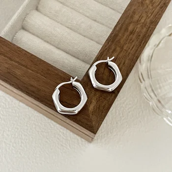 Madingi paprasti 925 sidabriniai mažo lankelio auskarai moterims 2023 m. Mados vintažinis apskritimas Geometriniai apvalūs auskarai Vakarėlio papuošalų dovana