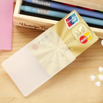 Spalvotas PVC skaidrus PVC plastikinių kortelių laikiklis Verslo studentų autobuso ID kreditinės kortelės dangtelio Unisex apsaugos kortelės dėklas 1vnt atsitiktinis