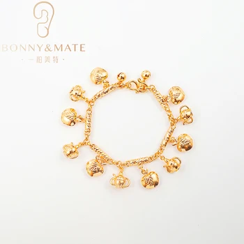Fashion Jewelry 18K Copper Gold Plated Luxury Charm apyrankė moterims Geometrinės meilės virdulio pakabuko apyrankės priedai